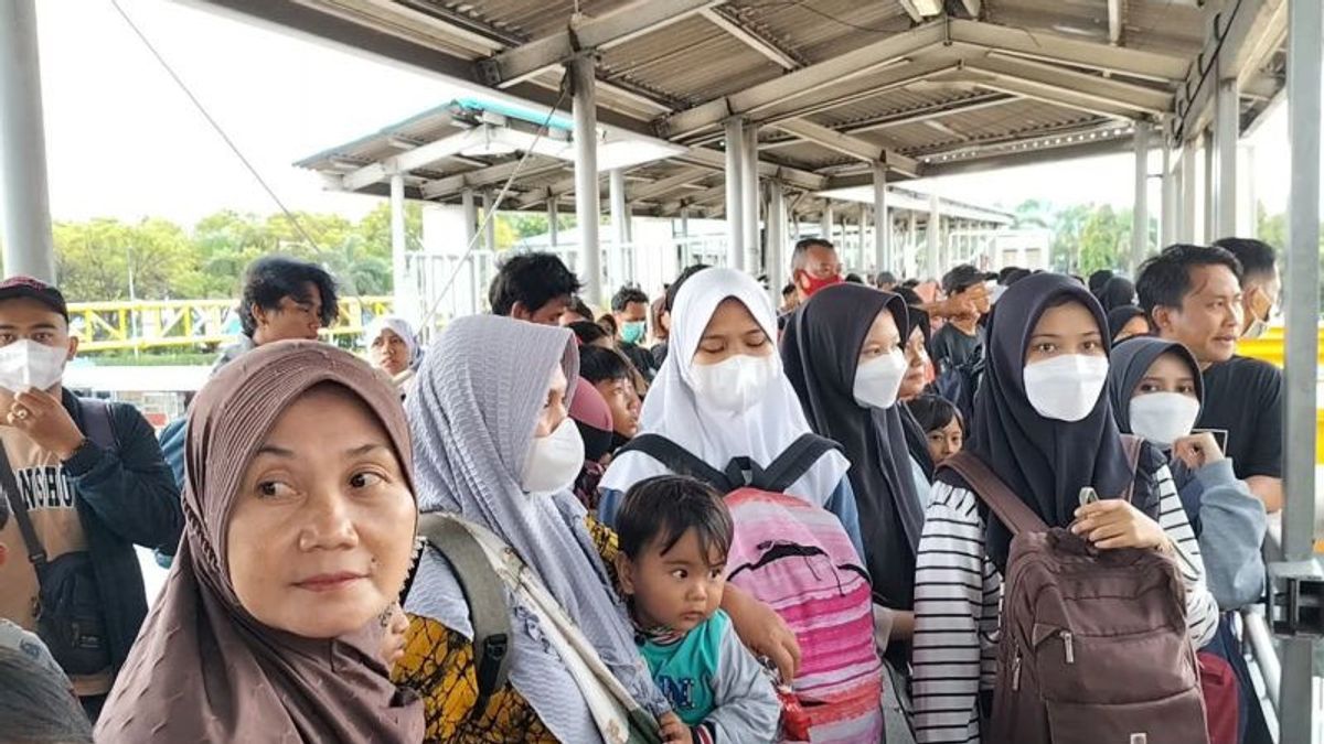 D-5 Lebaran, Passengers Of Homecoming Flows At Bakauheni Port Continue To Increase