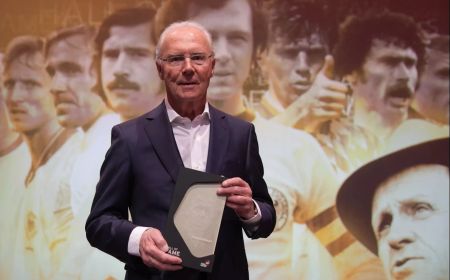 Perjalanan Sepak Bola Franz Beckenbauer: Bergelimang Gelar