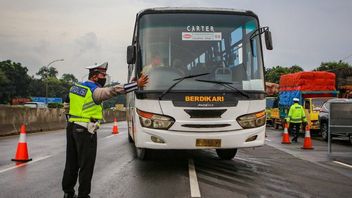 来自 Airlangga 的好消息： 运输企业家将在开斋节后获得奖励资金， 禁止回家