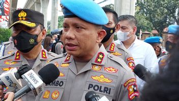 رئيس الشرطة يشكل فريق لجنة مدونة قواعد السلوك بشأن PK AKBP Brotoseno