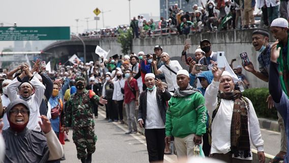 Doni Monardo Perintahkan <i>Tracing</i> Kerumunan Rizieq dari Lurah Petamburan