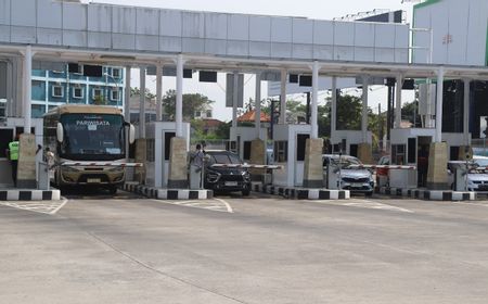 Bandara Ngurah Rai Terapkan Layanan Parkir Baru, Transaksi Non Tunai dan Mandiri 