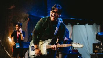 ronyme : Le juge a également expulsé les enfants de la salle du procès du divorce