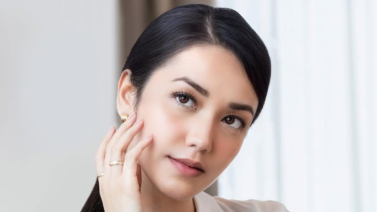 Selamat, Velove Vexia Lahirkan Anak Pertama