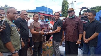 Fire Victims In Lhokseumawe City Receive Food And Clothing Aid From The Government
