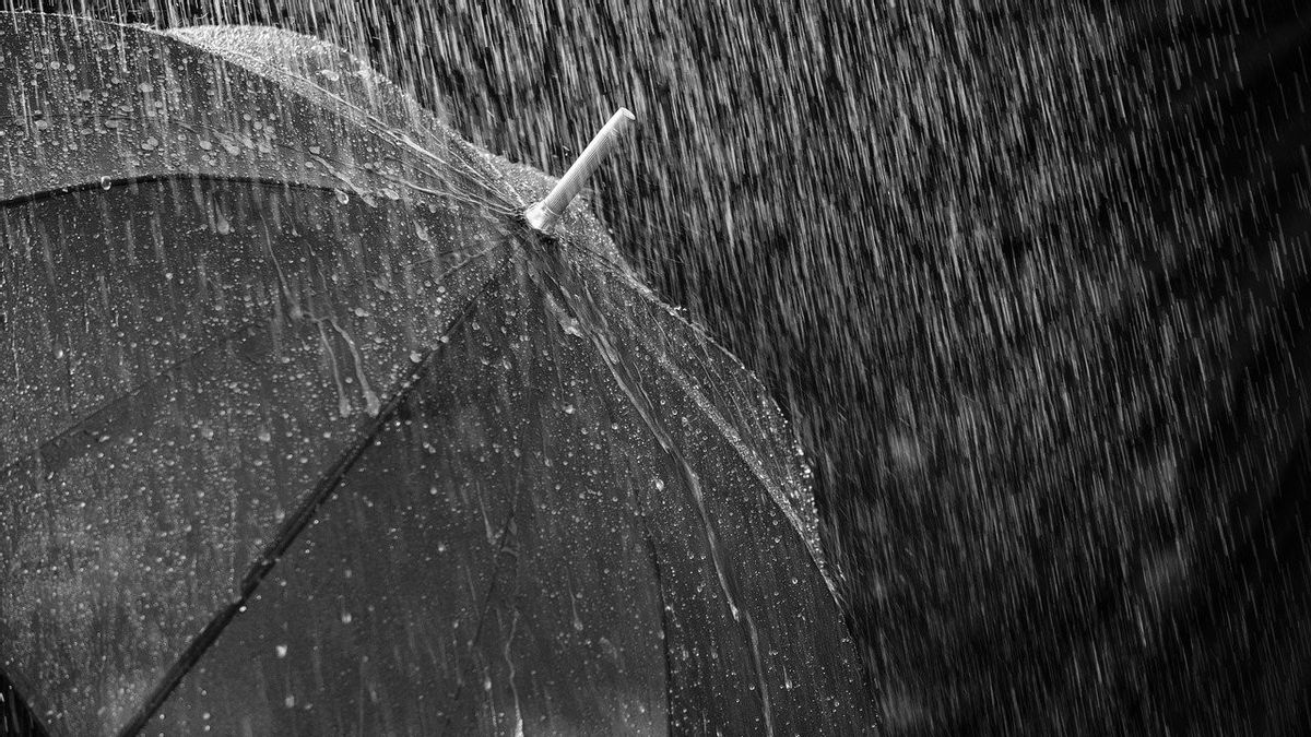 BMKG Prediksi Cuaca Bali Hujan Siang & Malam Hari 