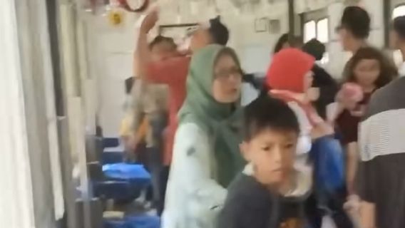 KRL Commuter Line Collis Car In Tigaraksa, Train Travel Schedule Disturbed
