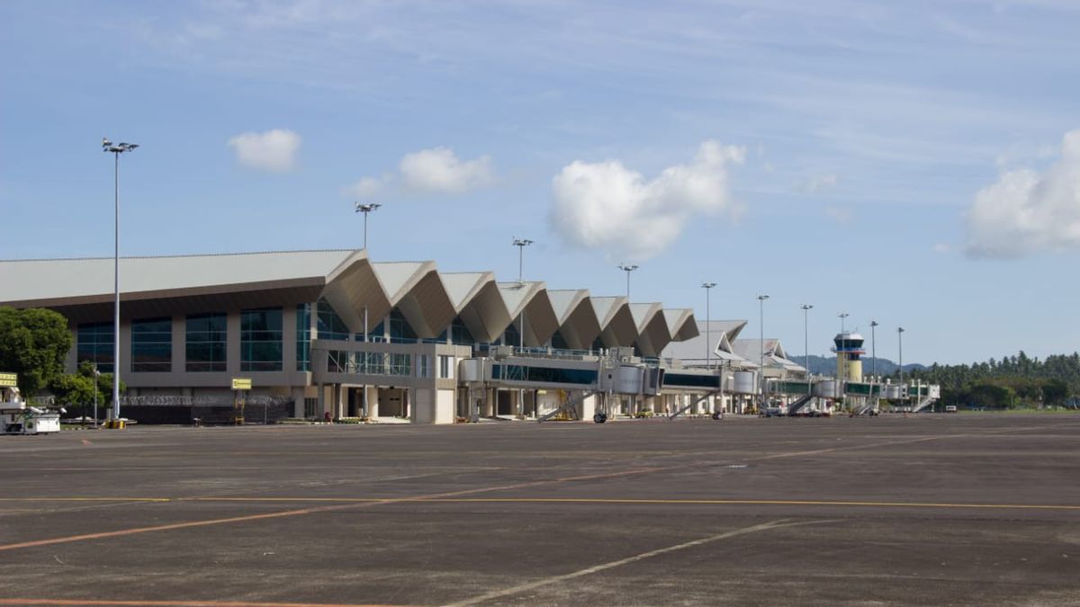 サム・ラトゥランギ空港の運営は再び正常であり、常設当局はマウントルアン の開発を監視しています