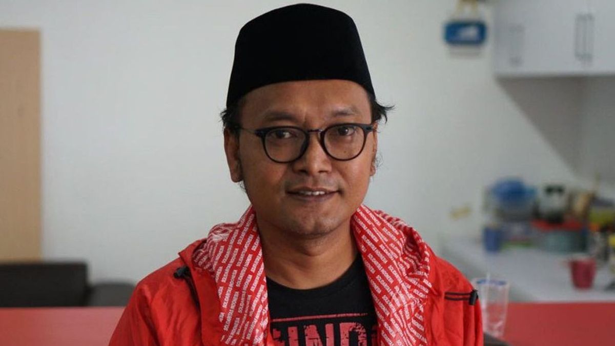 Merasa Terancam, Guntur Romli Laporkan Guru Besar UGM Karna ke Polda Metro