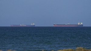 イラン、ホルムズ海峡で船舶通過の新たなメカニズムを導入、UAEを攻撃したことを否定