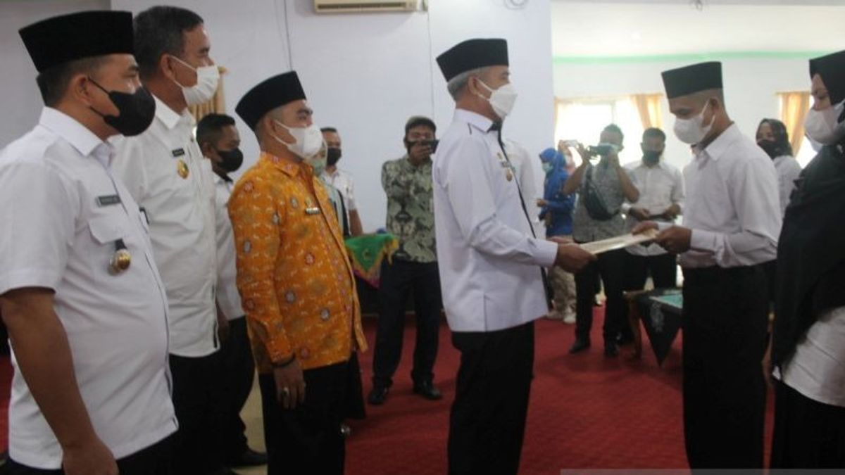 兰提克156宗教教师合同，摄政王Syamsul Effendi要求目标Rejang Lebong宗教城市实现