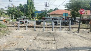 KAI Catat Ada 140 Perlintasan Liar Kereta Api di Jakarta