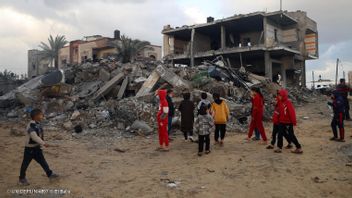 Israeli Military Turns Al Awda Hospital In North Gaza Into Military Barak
