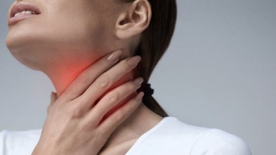 Sore Throat And Itchy Throat Are Common Symptoms Experienced By Omicron Patients