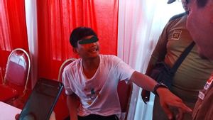 Pemuda Ini Ditangkap Massa Pendukung Anies-Cak Imin Gara-gara Nyopet HP, Muka Lebam Digebuk 
