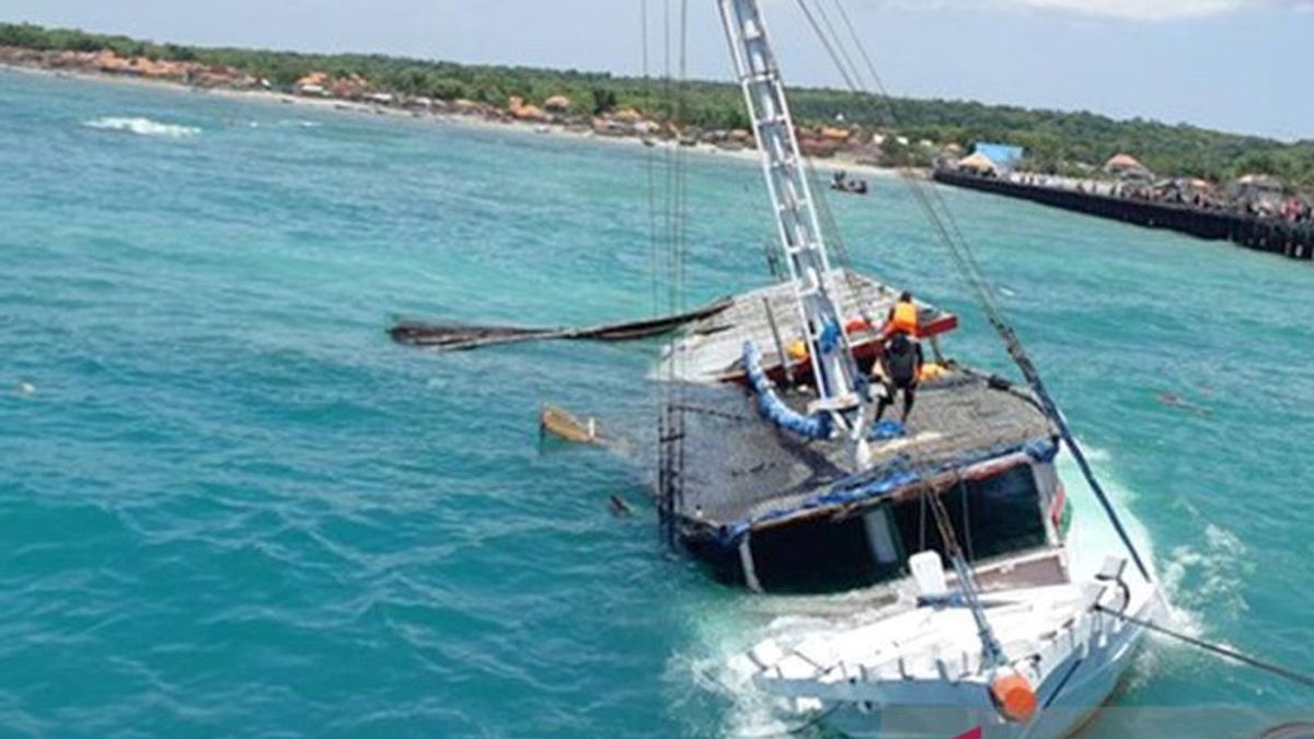 غرق سفينة في سومينيب، نجاة 84 راكبا