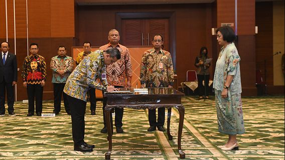 Wow! Ratusan Pegawai Kemenkeu Disetrap Sri Mulyani karena Terlibat Transaksi Ilegal