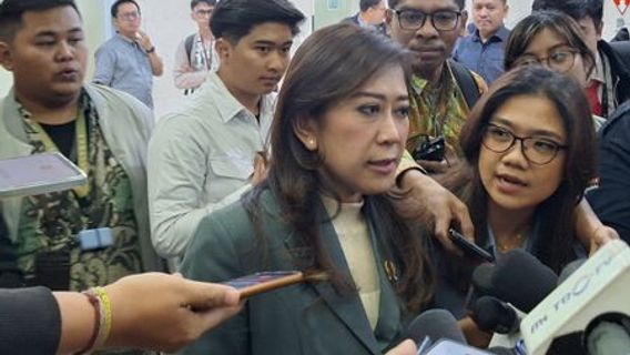 Menkomdigi Tunjuk Polisi Jadi Plt Dirjen Pengawasan Ruang Digital Komdigi