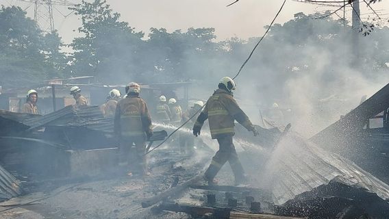 Gudang SMAN 82 Kebayoran Baru Terbakar