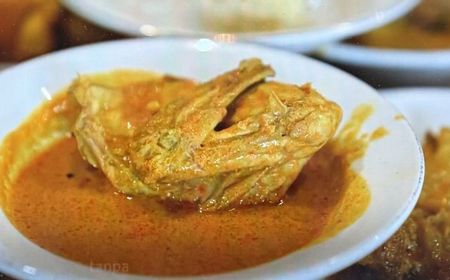 Memicu Kolesterol Atau Malah Sehatkah Santan dalam masakan Minang?