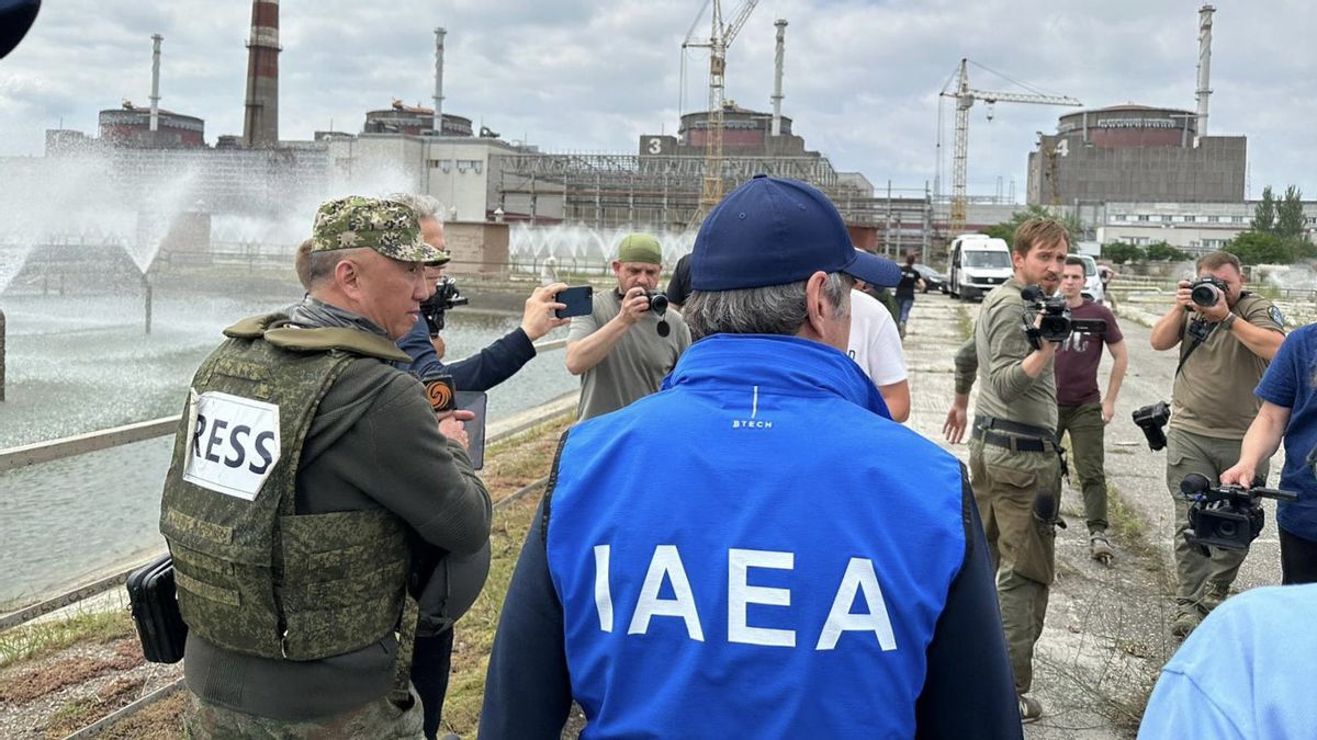 Ukrainian Intelligence Says Russia Plans To Carry Out Terrorist Attacks On Zaporizhia Nuclear Power Plant