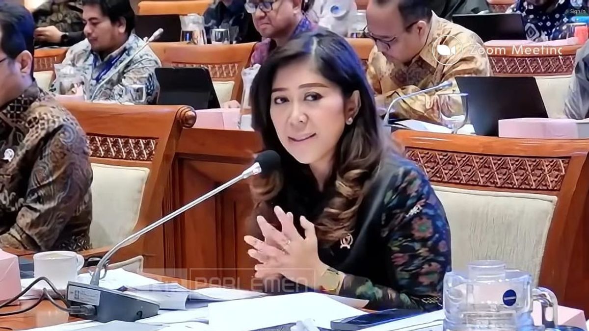 PP TUNAS Dinilai Terlalu Lunak karena Tak Ada Sanksi, Begini Respon Menkomdigi