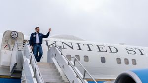 Pimpin Delegasi AS, Wapres Vance Bertolak ke Pakistan Hadiri Perundingan Damai Iran