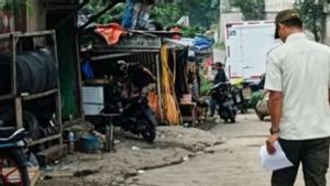 Salahi Aturan, 179 Bangunan Liar di Interchange Karawang Barat Dibongkar