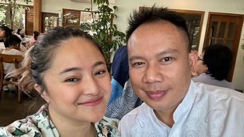 Disebut Pacaran dengan Vicky Prasetyo, Marshanda: Saling Support