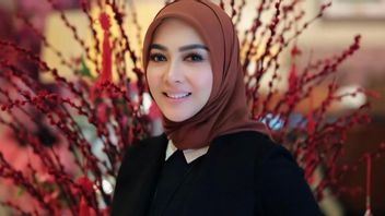 注目を集める盗まれた誕生日パーティーでのシャリーニ豪華リング、価格は180億です!