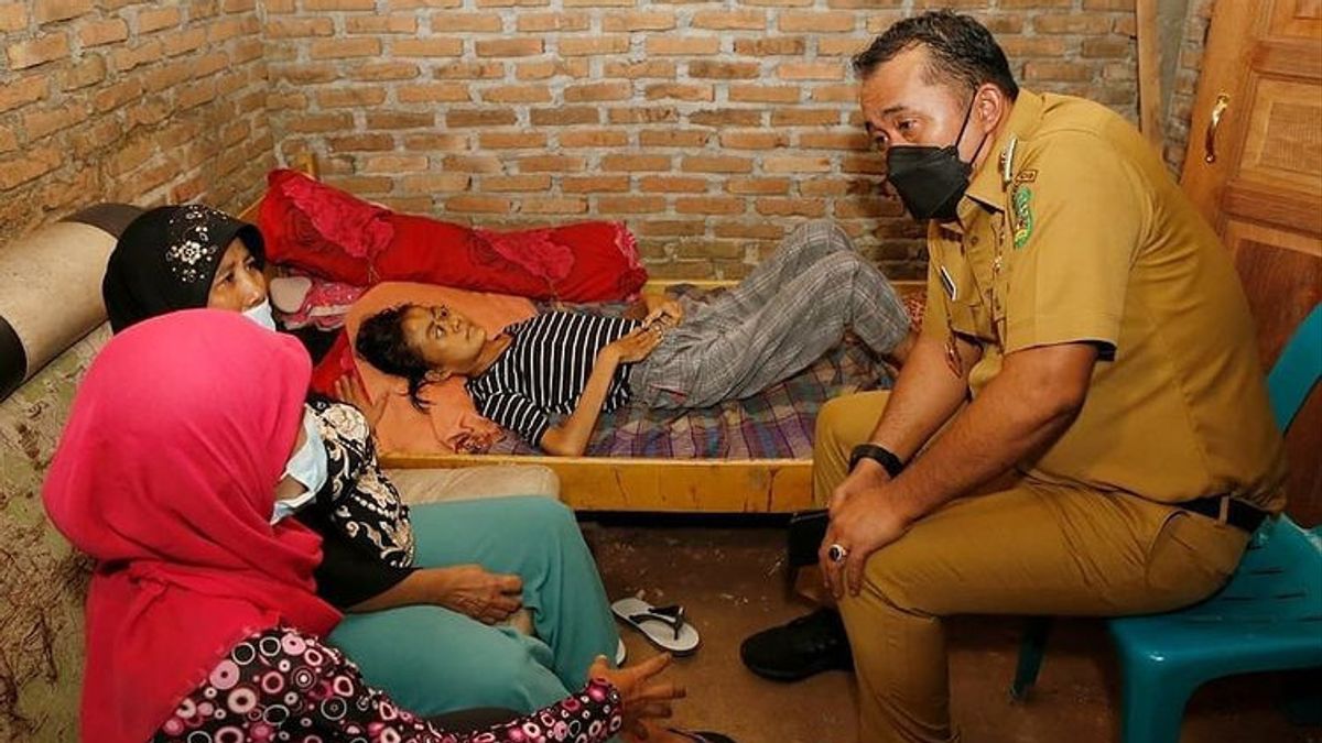 Medan Mayor Aulia Rachman's Action Visits Residents With Complicated Diseases, Reminds Bobby Nasution's Order To Kepling