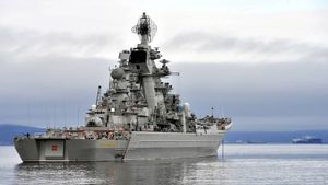 プーチン大統領は、ロシアは今年40隻以上の軍艦を受け取ると述べ、戦略地域における地位を強化する