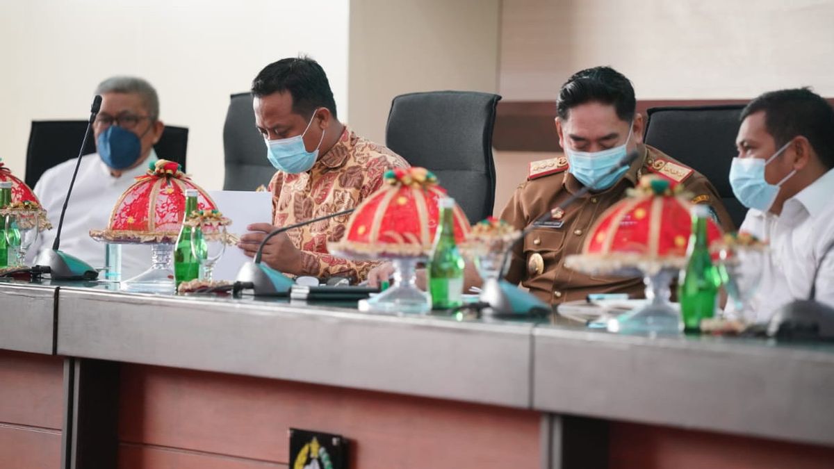 Fonctionnaire Du Gouvernement De Sulawesi Du Sud: Tout Le Monde Fait Des Erreurs, Priez Pour Nurdin Abdullah, Le Temps De Travailler Ensemble