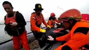 Pencarian Berhasil, BPBD Makassar Temukan Jasad Nelayan yang Tenggelam di Pelabuhan