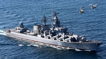 Russia's Moskva Missile Cruiser 121 Catches Fire And Crew Evacuated In The Black Sea, Ukraine Claims It Was Hit By A Neptune Missile
