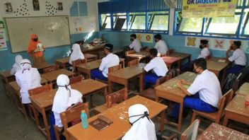 Retarder L’ouverture Des écoles Tous Les Jours, Le Gouvernement Provincial De DKI Ne Veut Pas être Irréfléchi