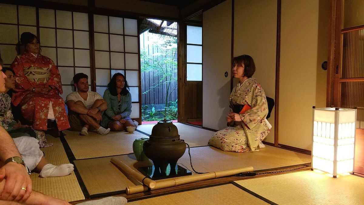 日本茶饮料仪式:历史和做法