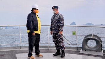 Tinjau KRI Teluk Palu, Menko Airlangga Datangi DRI Shipyard di Lampung