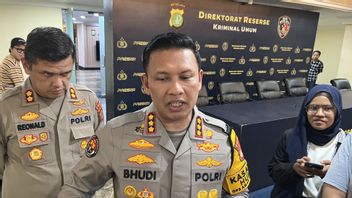 メトロ警察は、事件の疑いについてイナラ・ルスリに電話する予定
