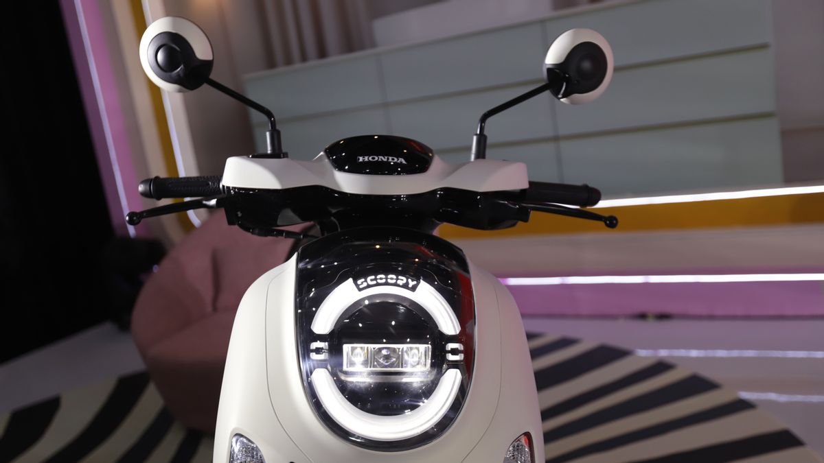 La nouvelle génération de Honda Scoopy sort, le début des changements ici