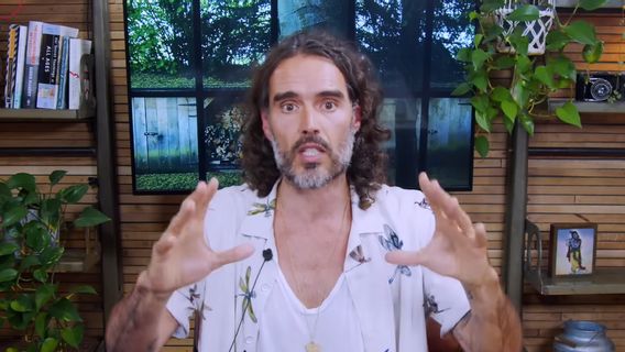 Russell Brand Dituding Lakukan Pemerkosaan 4 Wanita