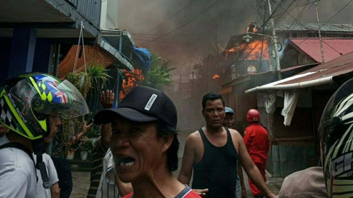 今天，2个住宅点的火灾袭击了东加里曼丹的三马林达 