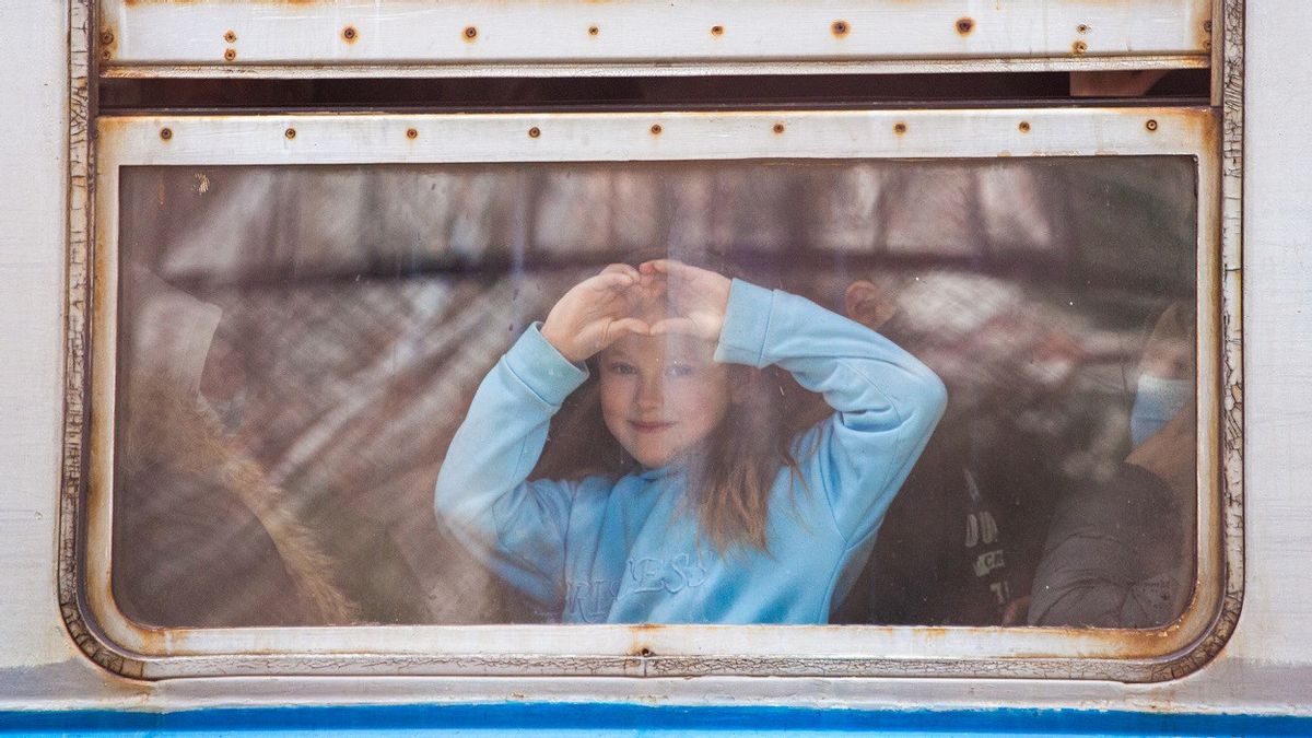 Kepala UNHCR: Rusia Langgar Prinsip Perlindungan Anak di Ukraina