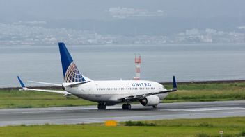 Pesawat United Airlines dari AS ke China Terpaksa Putar Balik karena Pilot Lupa Bawa Paspor