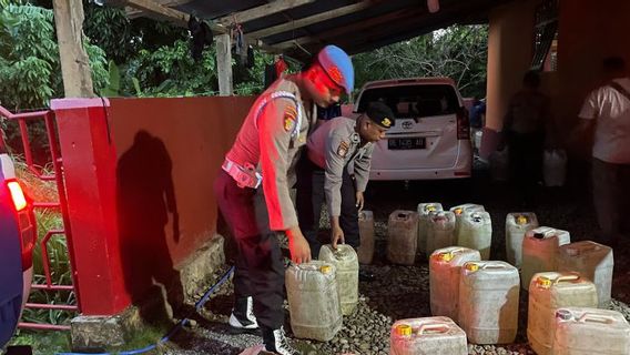 Polda Maluku Sita 1.400 Liter Miras Saat Operasi Pekat Salawaku