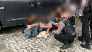 Lima Pelajar Ditangkap Polisi saat Bawa 2 Celurit untuk Tawuran