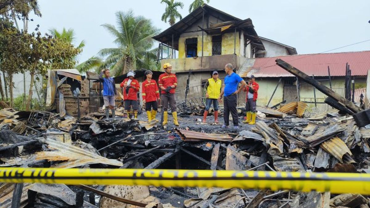 Kebakaran 1 Rumah Dihuni 4 KK di Pontianak Makan 5 Korban Jiwa