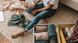 Cara Packing Efisien untuk Lebaran Sebelum Perjalanan Jauh Ala Raymond Y Tungka