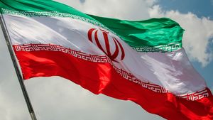 The US Sanctions Iran's Oil Minister Including Hong Kong-flagged Vessels