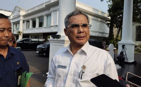 Di Istana, Wamentan Tegaskan Lagi Tak Ada Peristiwa Penamparan